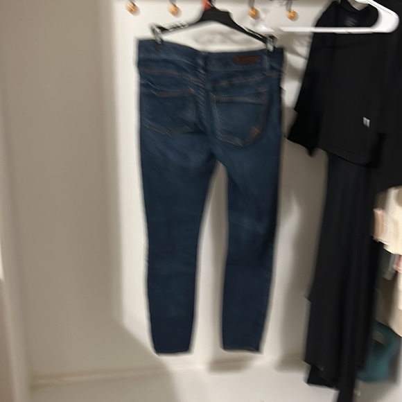 Women’s express jeans, size 2s - Picture 4 of 4